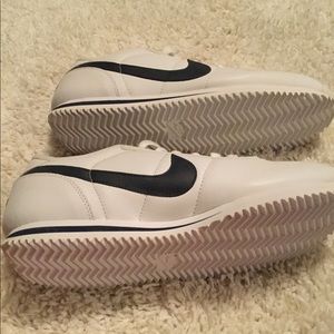 Nike 2007 Retro Cortez sneakers (Never Worn)
